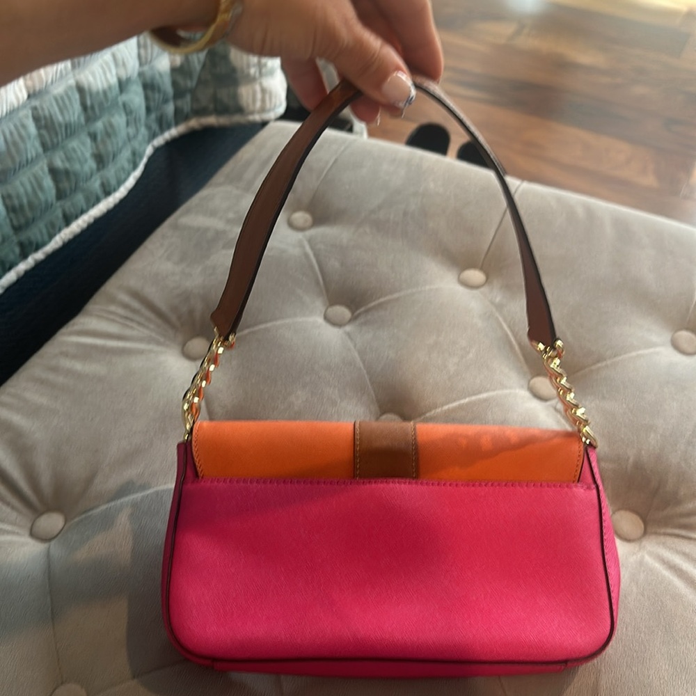Michael Kors purse. Brand new never used! - Picture 2 of 8